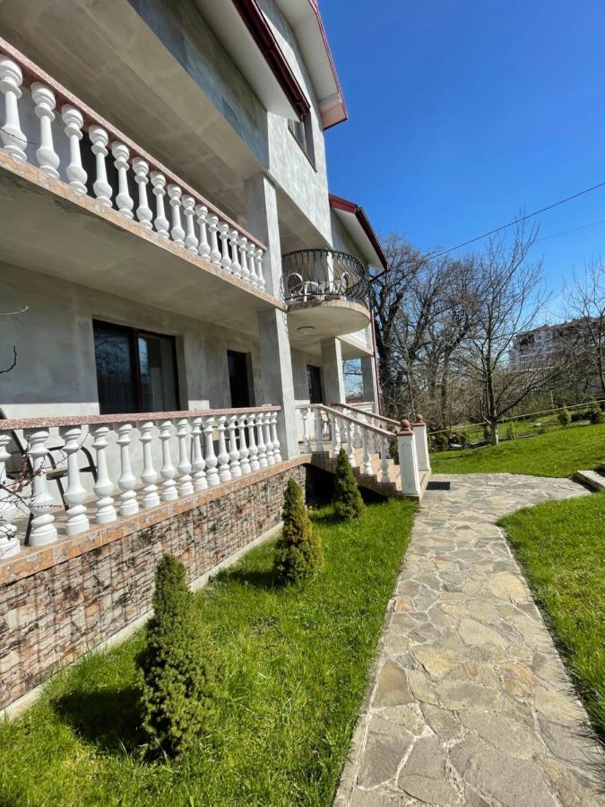 Bed and Breakfast У Михайла Truskawez Exterior foto